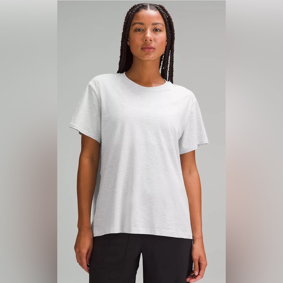 LULULEMON CLEAN WHITE ALL YOURS TEE SHIRT LOVE 6 EUC - Picture 1 of 5